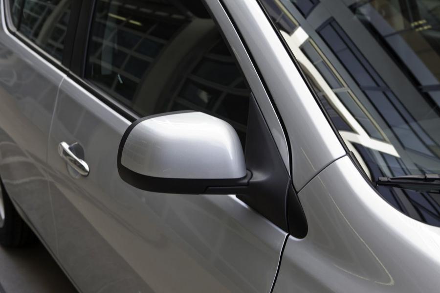  Nissan Versa 2012 года  (фото 79 из 111)